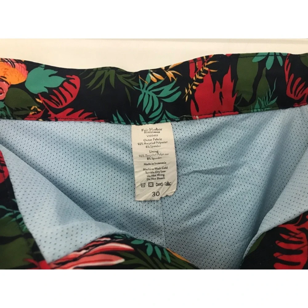 Fair Harbor Swim Shorts Mens Size 30 Black Parrot Tropical Board Trunks Lined